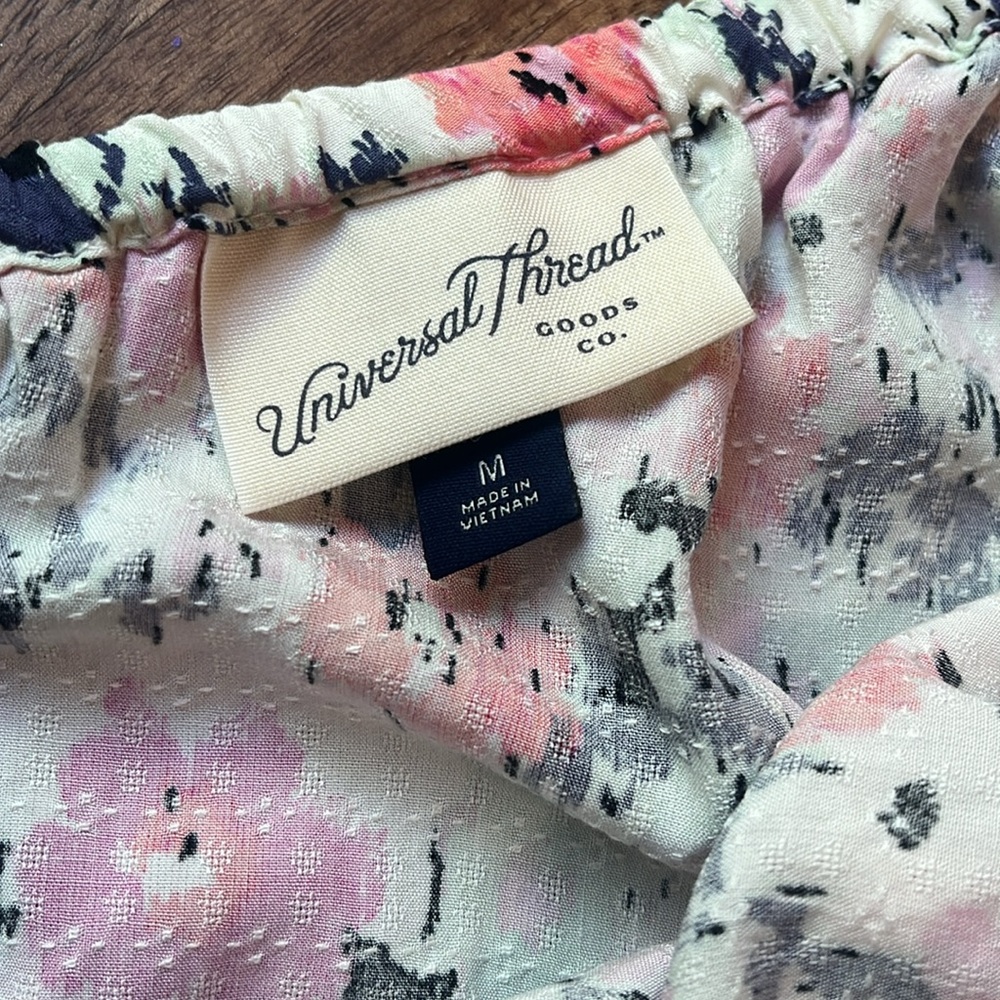 Universal Thread Set, Top + Skirt - Picture 3 of 6